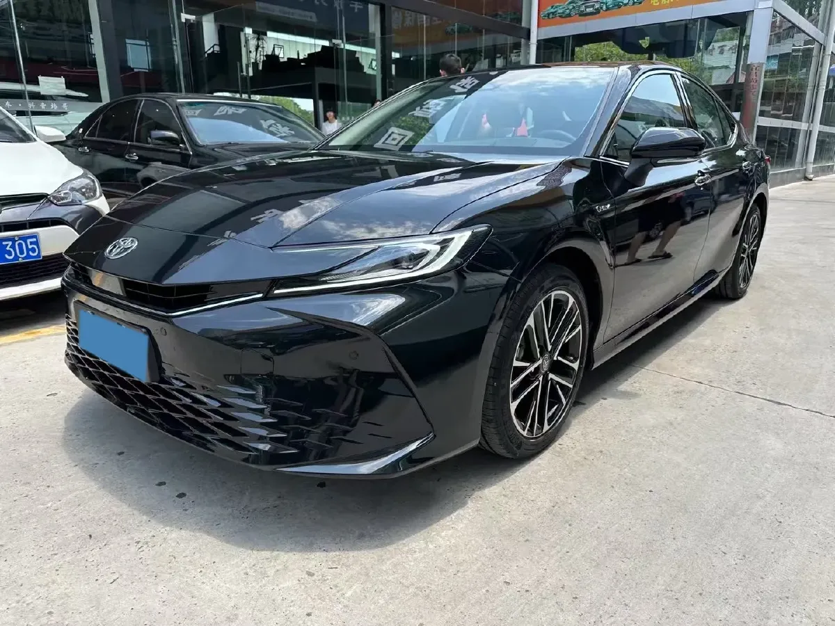 2024 Toyota Camry 2.0L 152HP L4 E-CVT Hybrid,autocango,china used car exporter,china ev exporter,chinese used car exporter,chinese used ev exporter