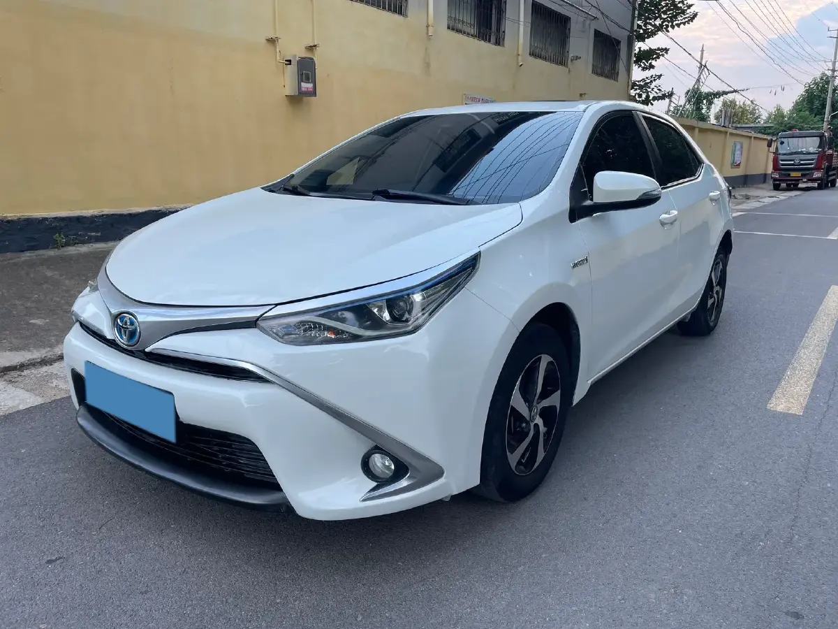 2017 Toyota Levin 1.8L 99HP L4 E-CVT Hybrid