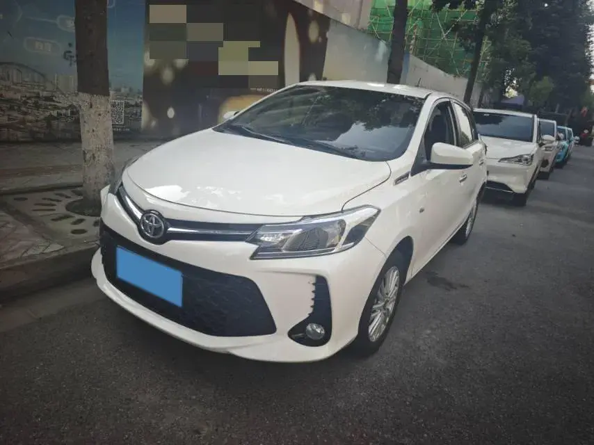 2022 Toyota Vios FS 1.5L 112HP L4 CVT