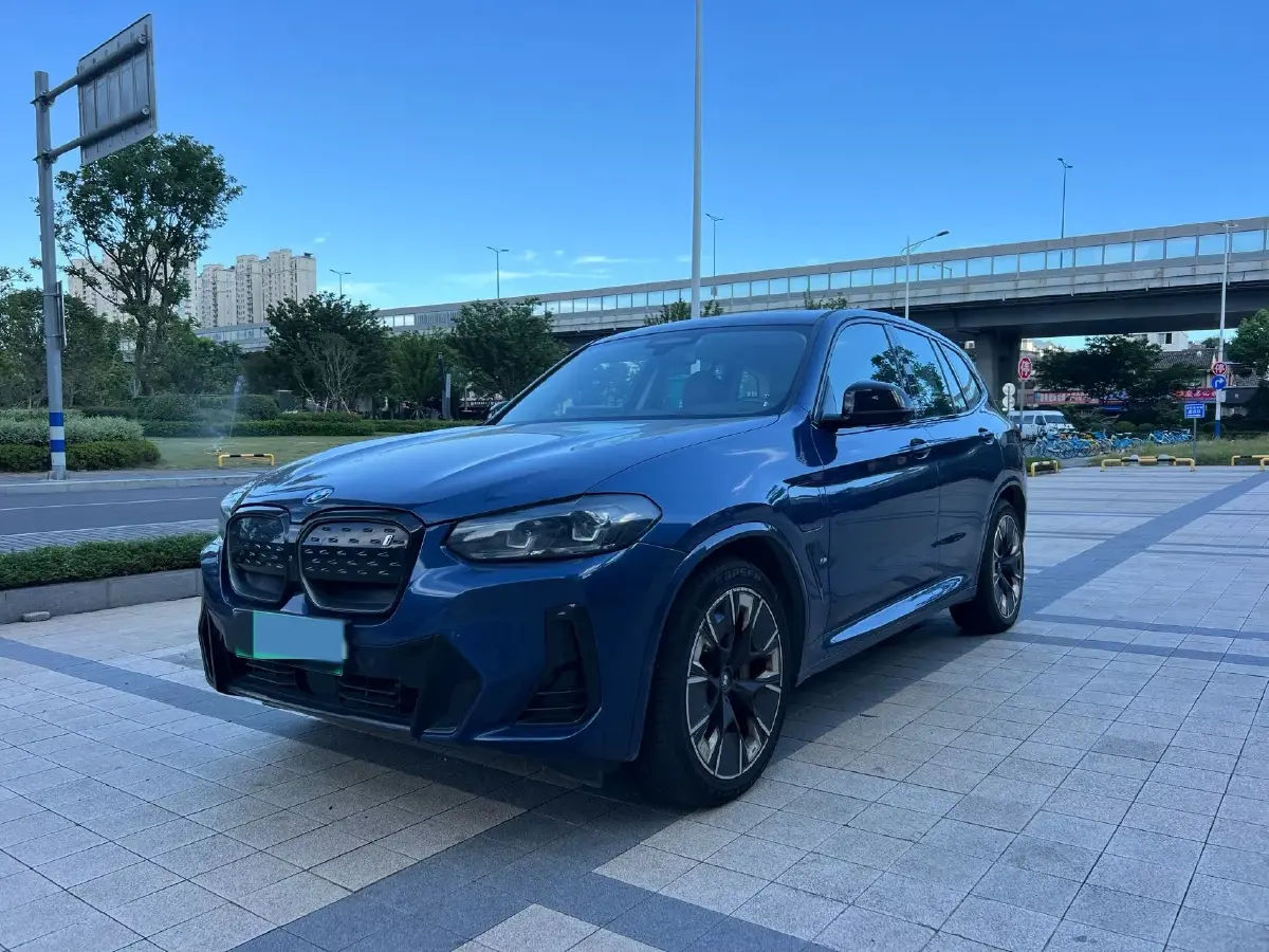 2022 BMW iX3 BEV 80KWH