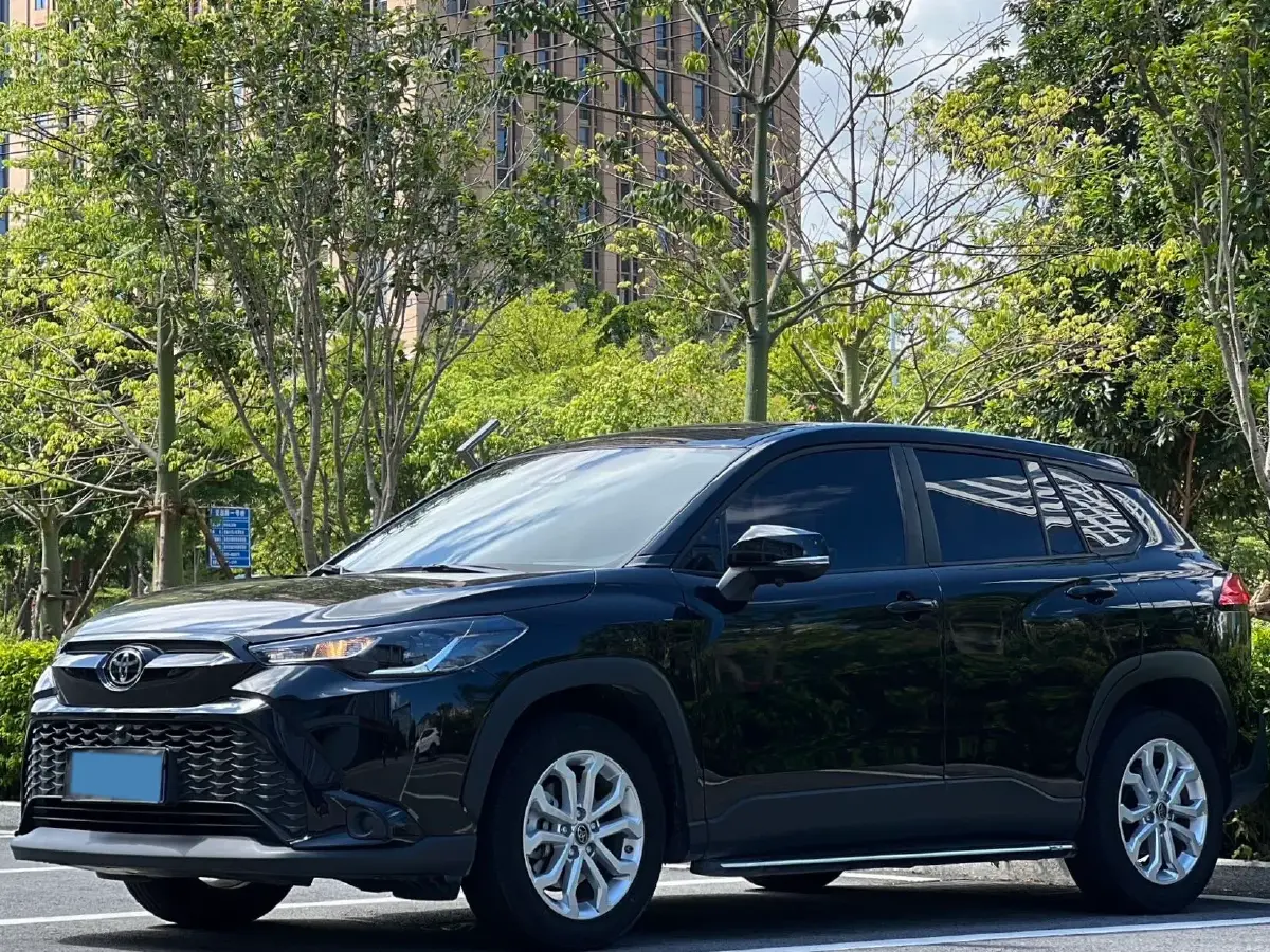 2023 Toyota Frontlander 2.0L 171HP L4 CVT