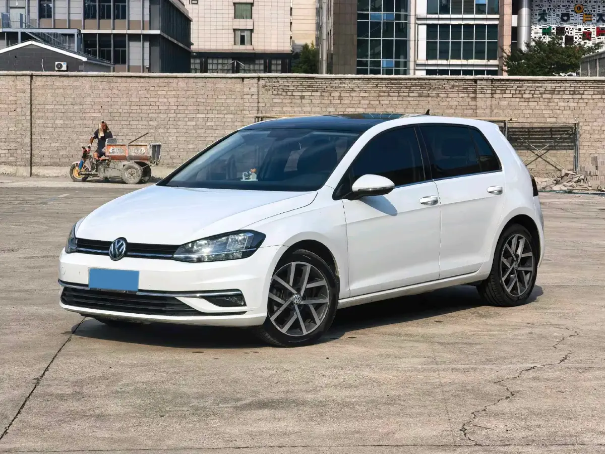 2019 Volkswagen Golf 1.4T 150HP L4 7DCT