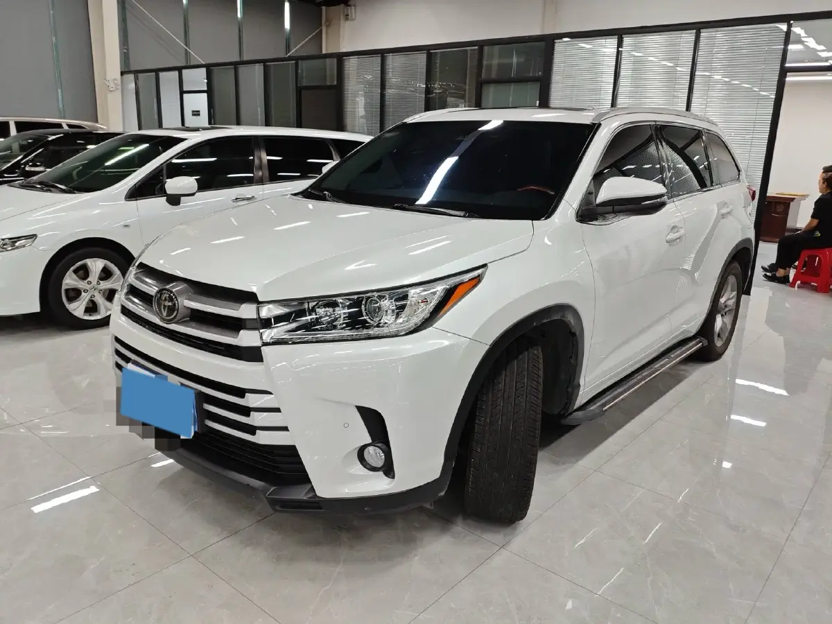 2021 Toyota Highlander 2.0T 220HP L4 6AT
