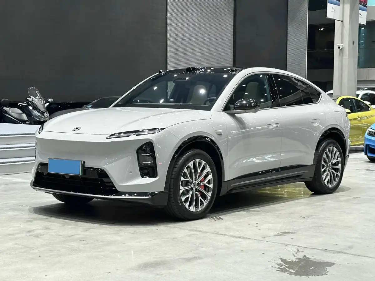 2025 NIO EC6 BEV