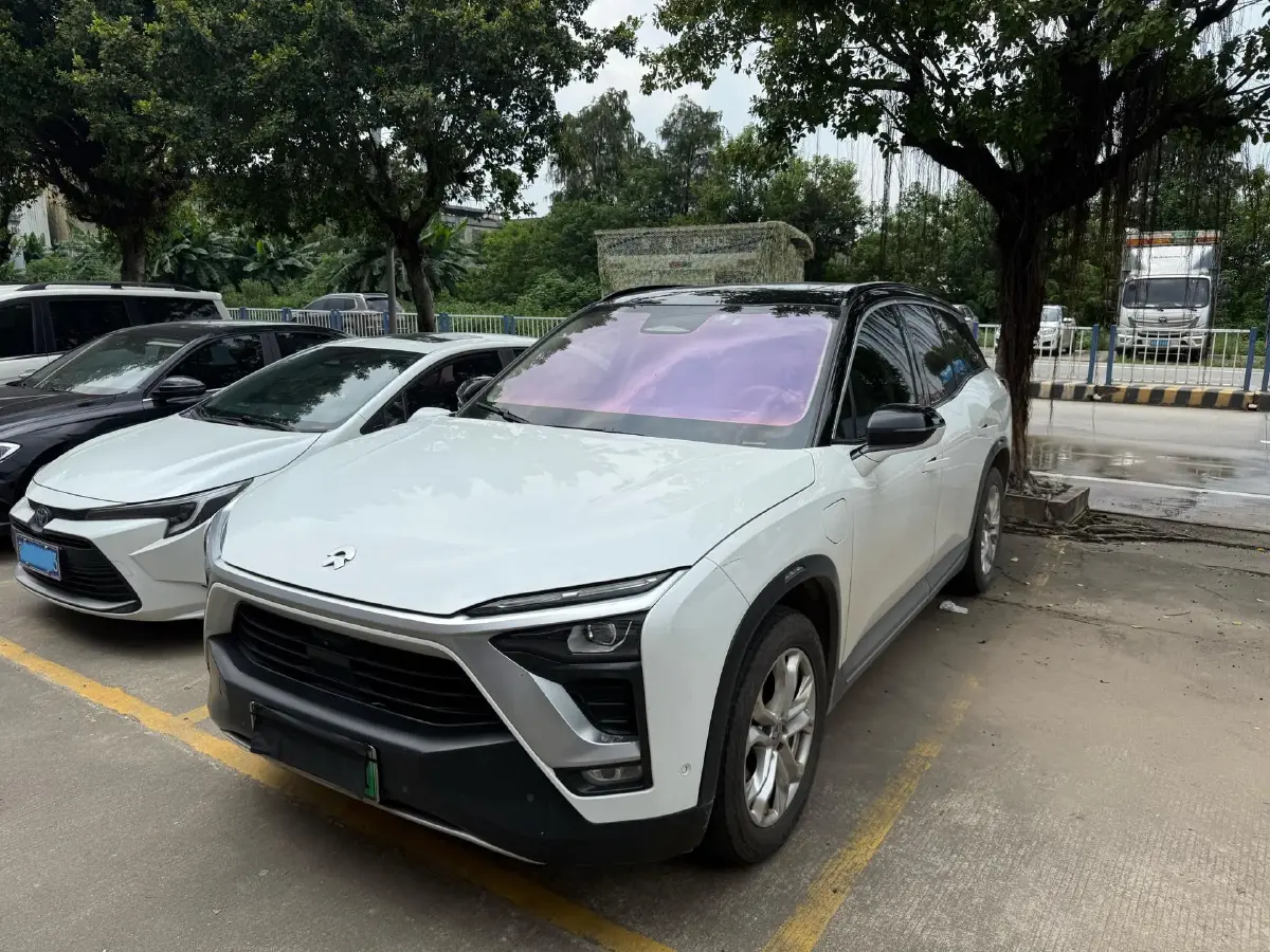 2018 NIO ES8 BEV 70KWH