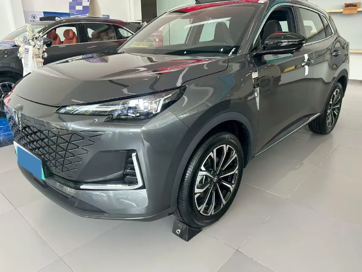 2025 ChangAn CS55PLUS PHEV 1.5L 98HP L4 E-CVT PHEV,autocango,china used car exporter,china ev exporter,chinese used car exporter,chinese used ev exporter