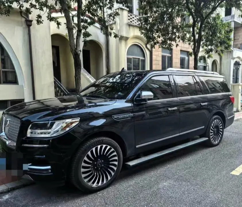 2019 Lincoln Navigator 3.5T 388HP V6 10AT