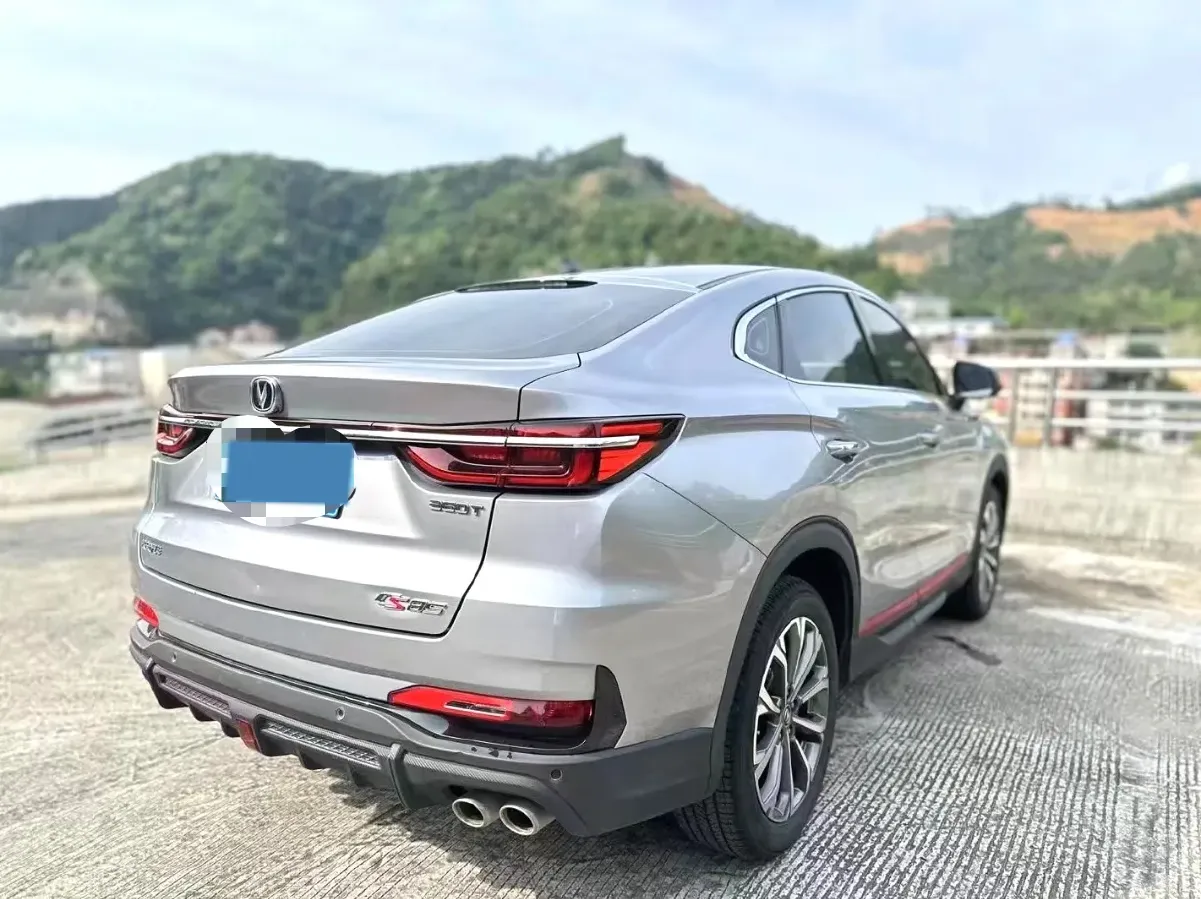 2023 ChangAn CS85 Coupe 1.5T 188HP L4 7DCT,autocango,china used car exporter,china ev exporter,chinese used car exporter,chinese used ev exporter