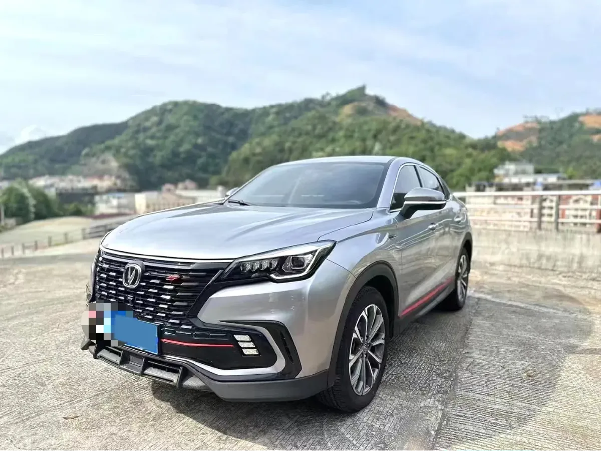 2023 ChangAn CS85 Coupe 1.5T 188HP L4 7DCT,autocango,china used car exporter,china ev exporter,chinese used car exporter,chinese used ev exporter