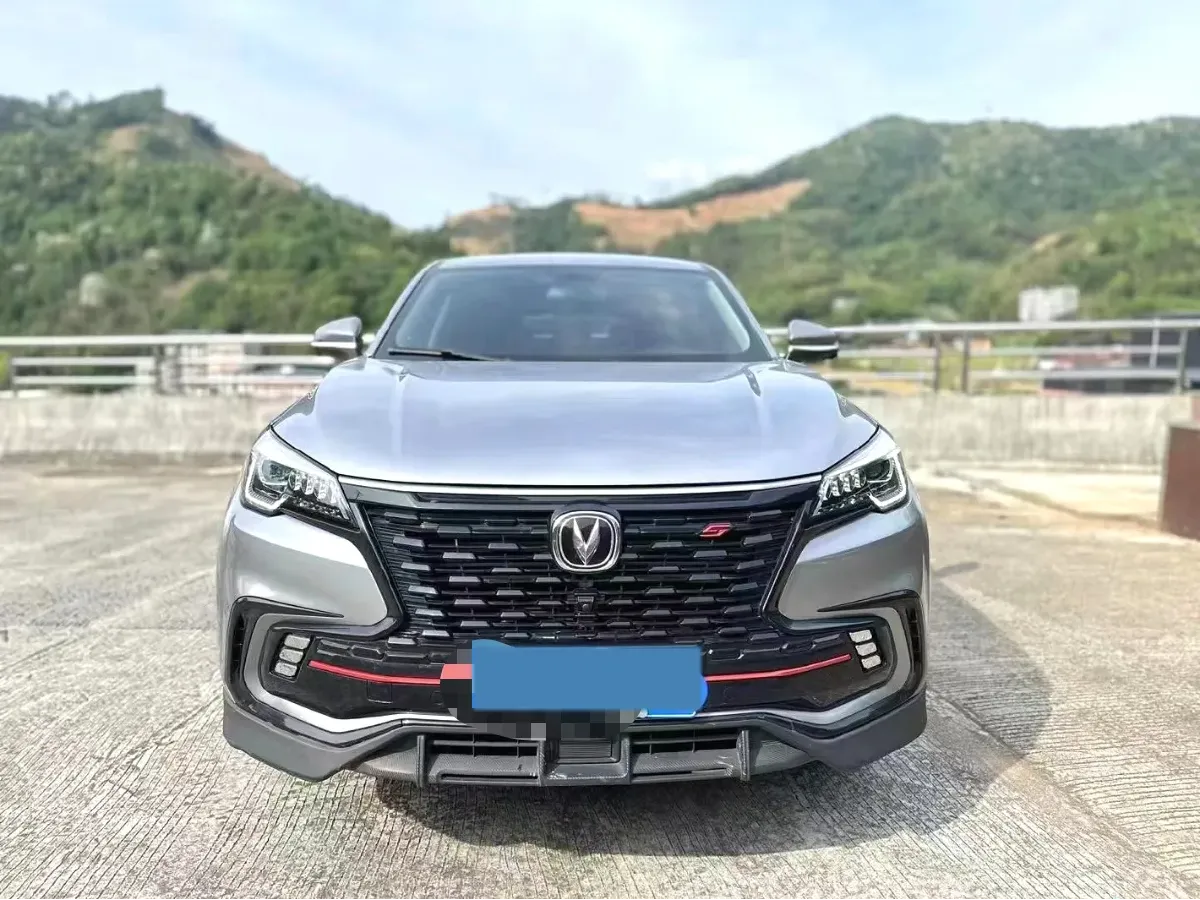2023 ChangAn CS85 Coupe 1.5T 188HP L4 7DCT,autocango,china used car exporter,china ev exporter,chinese used car exporter,chinese used ev exporter