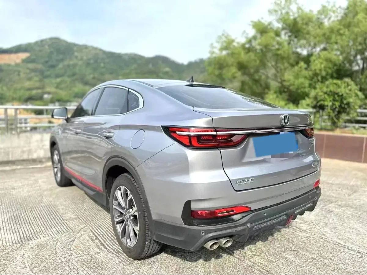 2023 ChangAn CS85 Coupe 1.5T 188HP L4 7DCT,autocango,china used car exporter,china ev exporter,chinese used car exporter,chinese used ev exporter