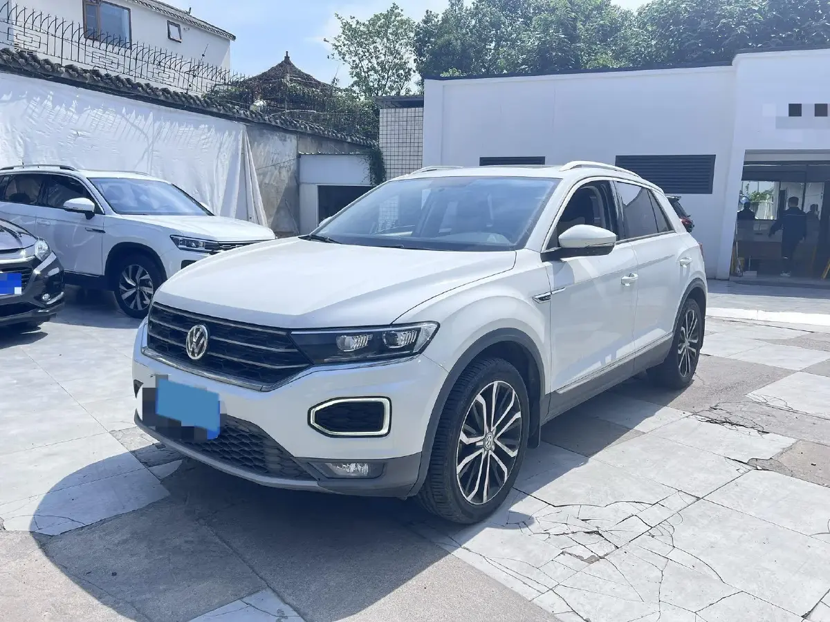 2020 Volkswagen T-Roc 1.4T 150HP L4 7DCT