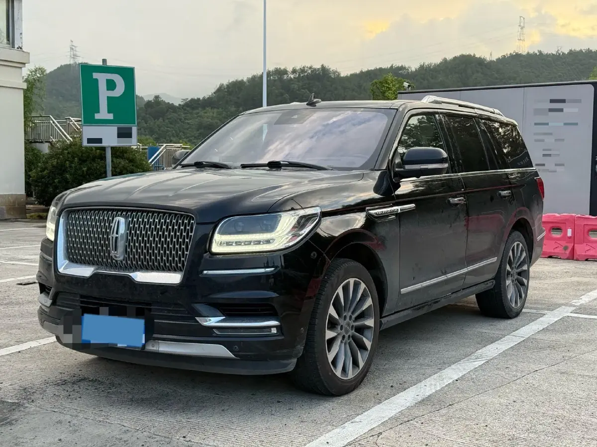 2018 Lincoln Navigator 3.5T 415HP V6 10AT