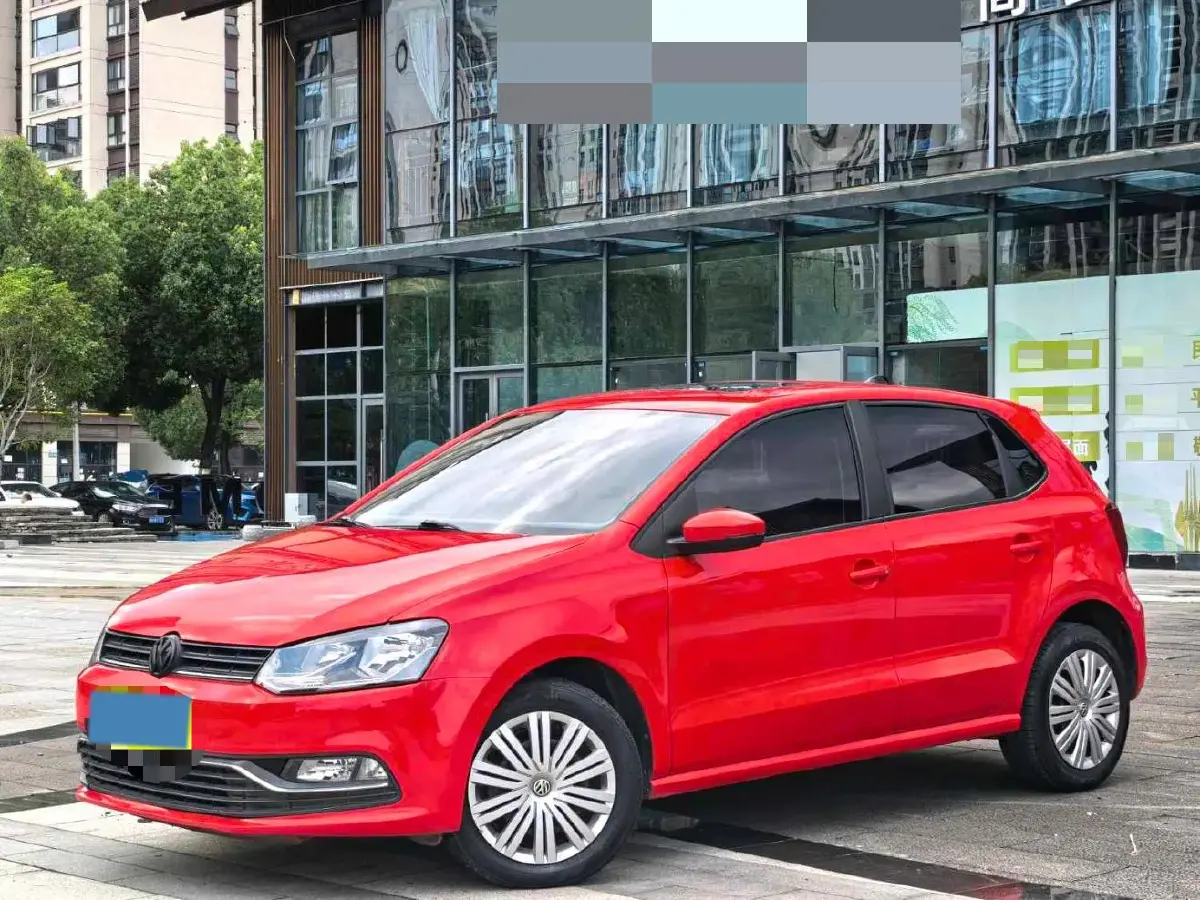 2016 Volkswagen Polo 1.6L 110HP L4 6AT