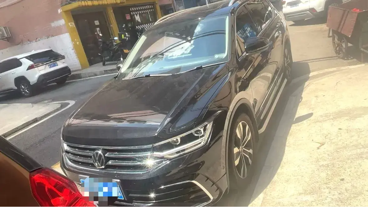2024 Volkswagen Tiguan L 2.0T 186HP L4 7DCT