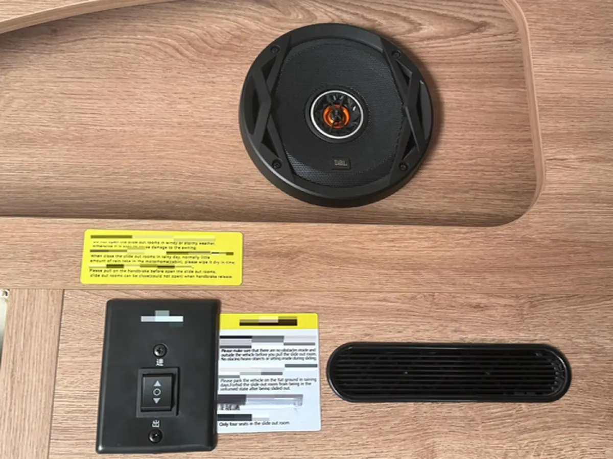 2022 MAXUS V100 RV 2.0T 150HP L4 6AT,autocango,china used car exporter,china ev exporter,chinese used car exporter,chinese used ev exporter