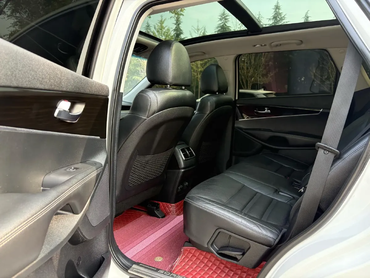 2018 Kia Sorento 2.0T 185HP L4 6AT,autocango,china used car exporter,china ev exporter,chinese used car exporter,chinese used ev exporter