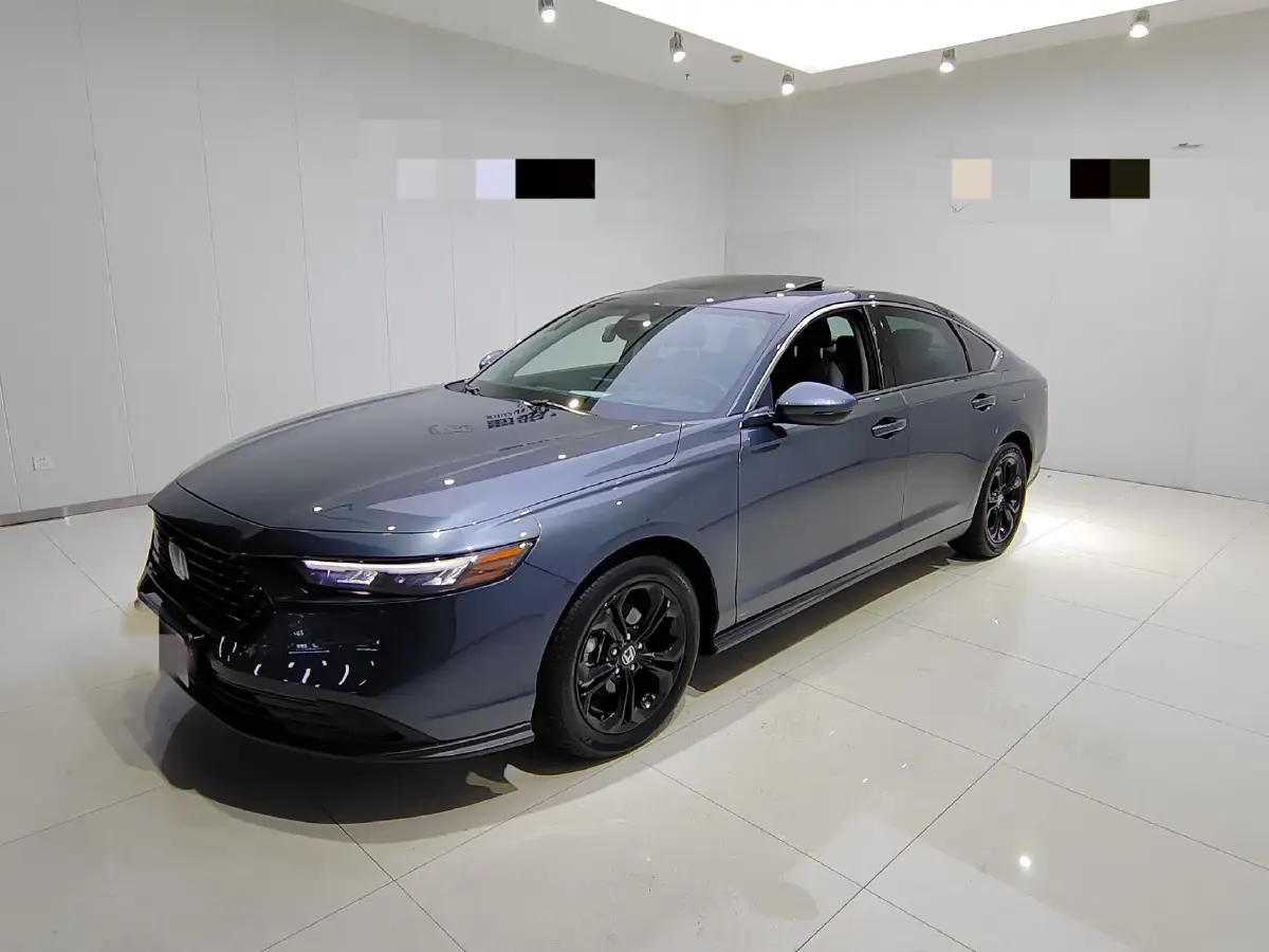 2025 Honda Accord 1.5T 192HP L4 CVT