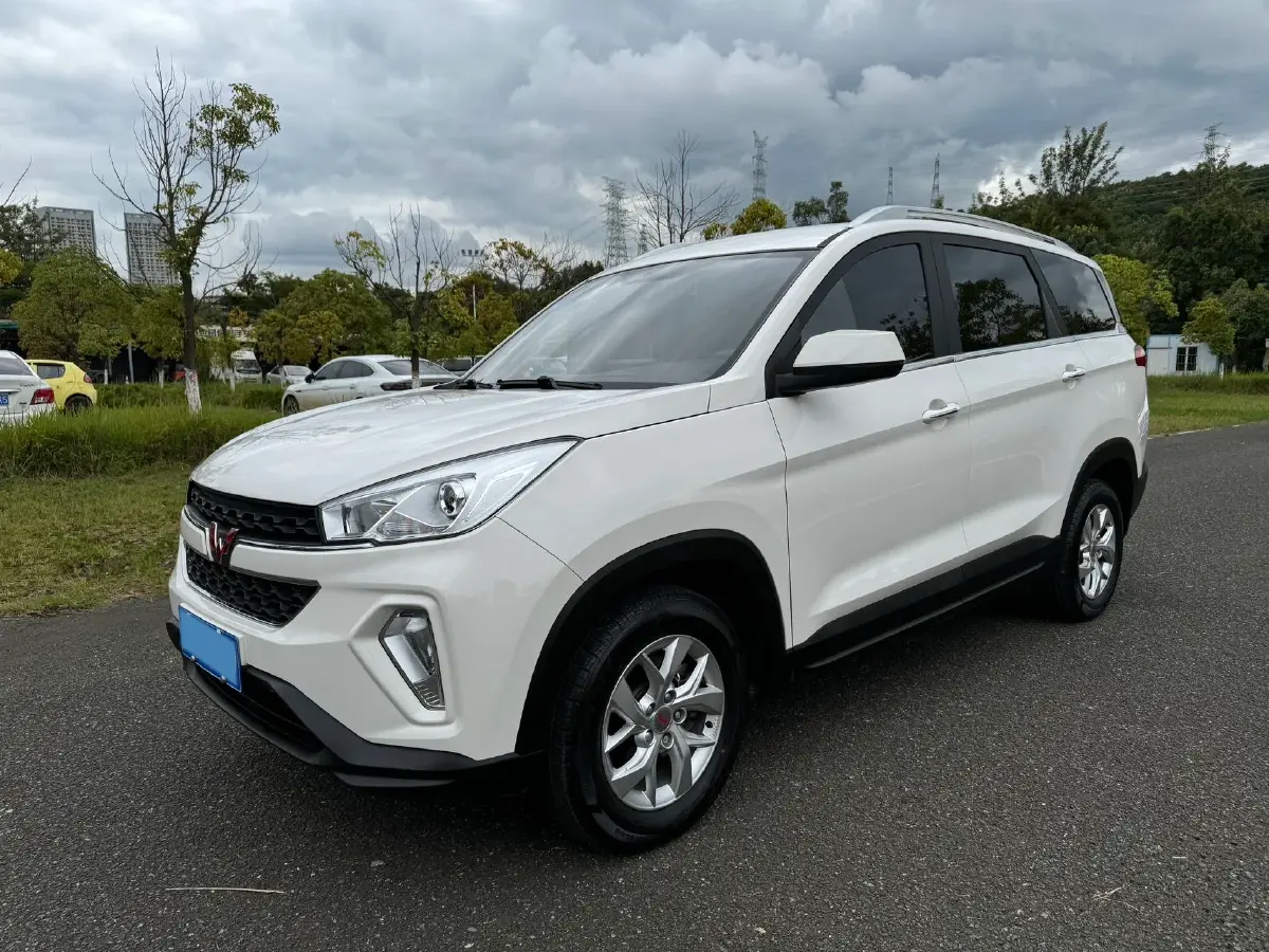 2019 WuLing HongGuang S3 1.5T 147HP L4 6MT