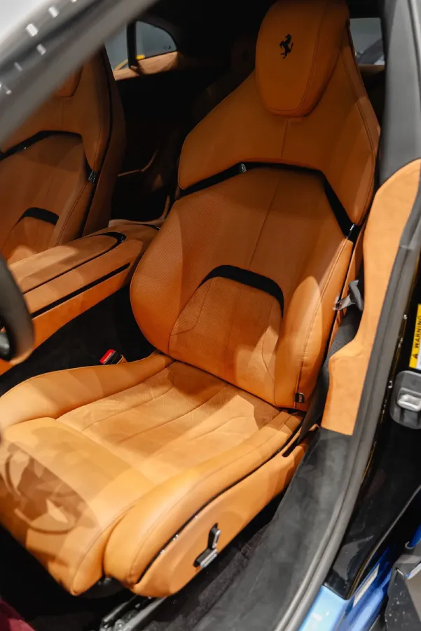 2023 Ferrari Purosangue 6.5L 725HP V12 8DCT,autocango,china used car exporter,china ev exporter,chinese used car exporter,chinese used ev exporter