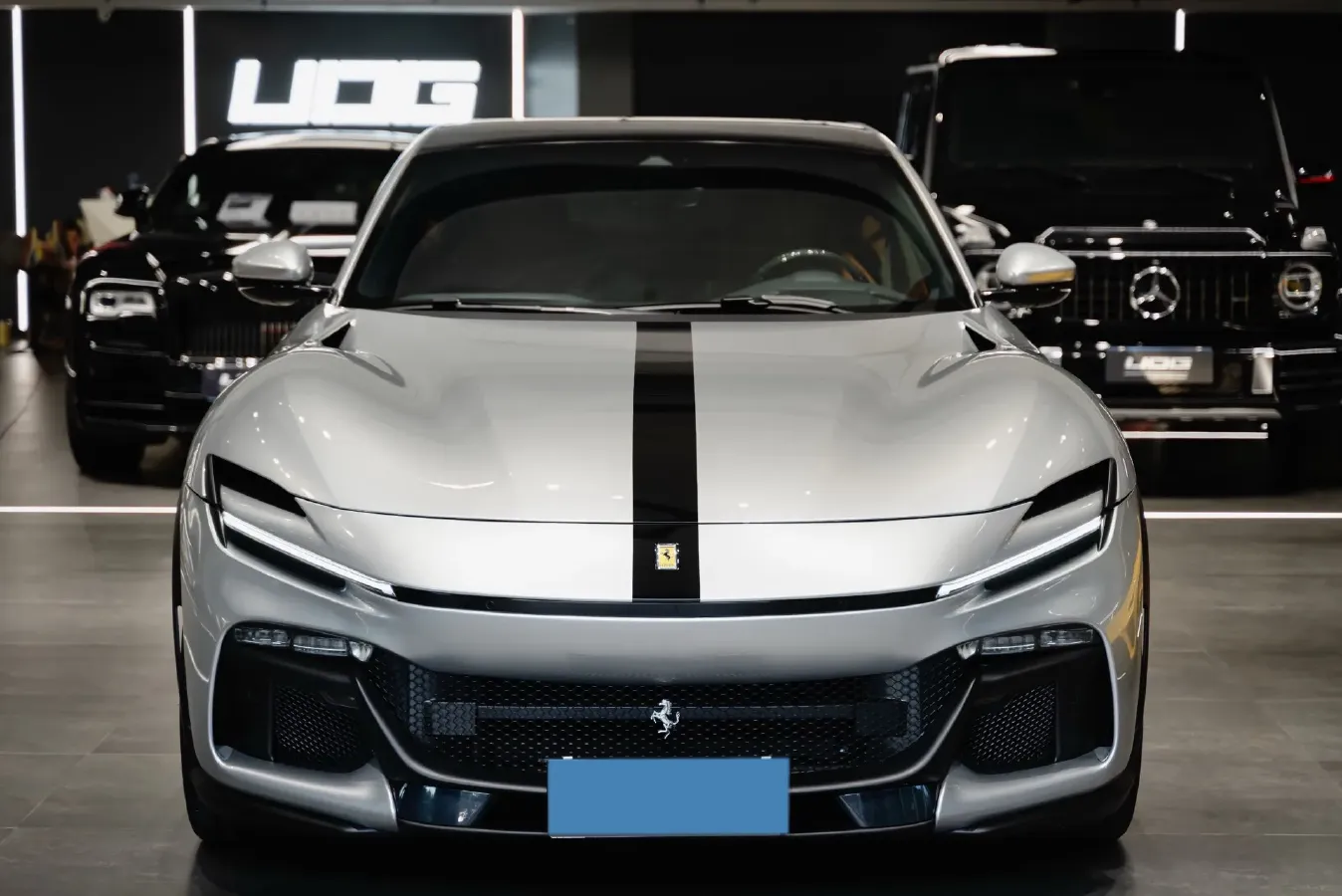2023 Ferrari Purosangue 6.5L 725HP V12 8DCT,autocango,china used car exporter,china ev exporter,chinese used car exporter,chinese used ev exporter