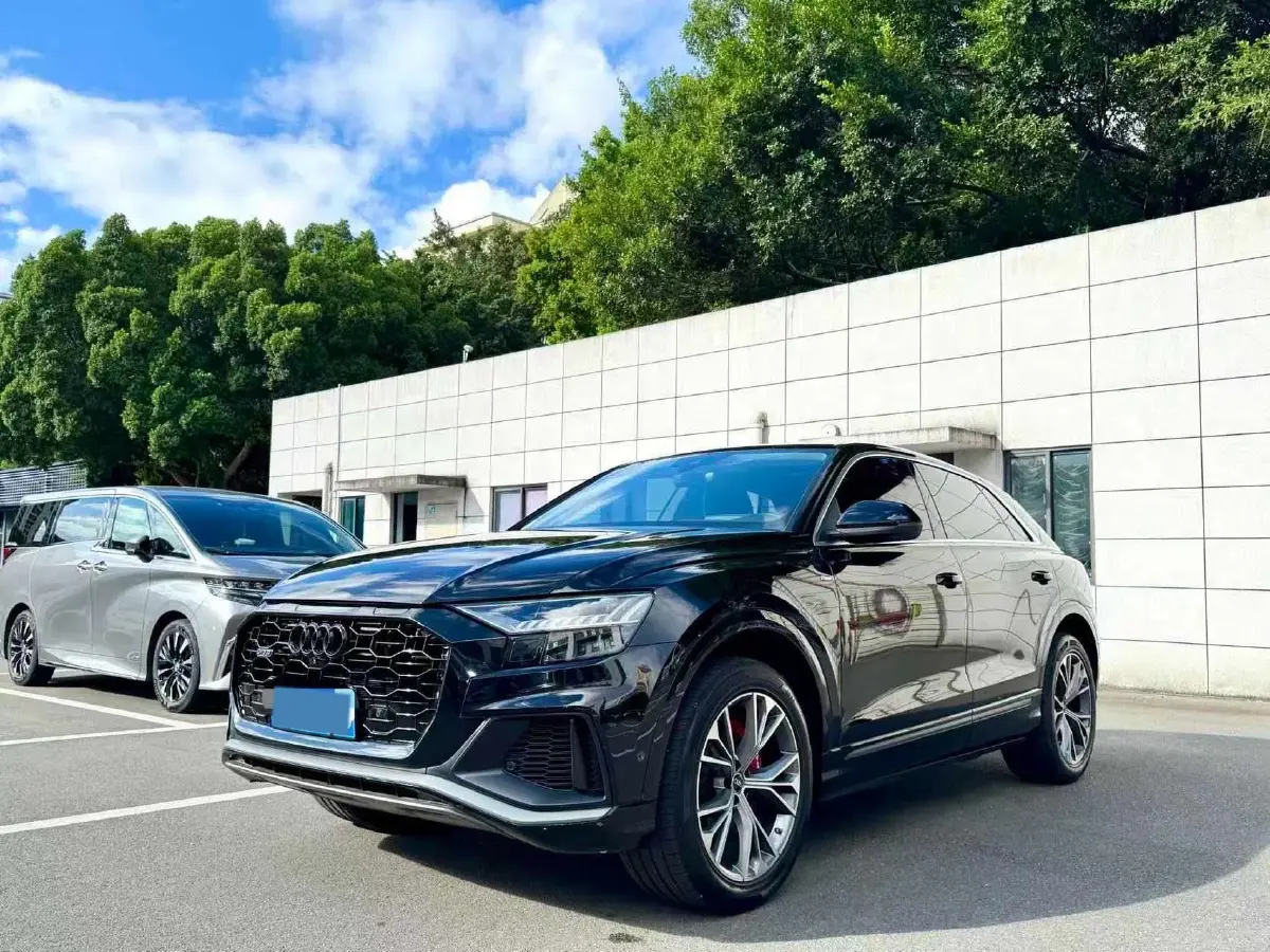 2022 Audi Q8 2.0T 245HP L4 8AT