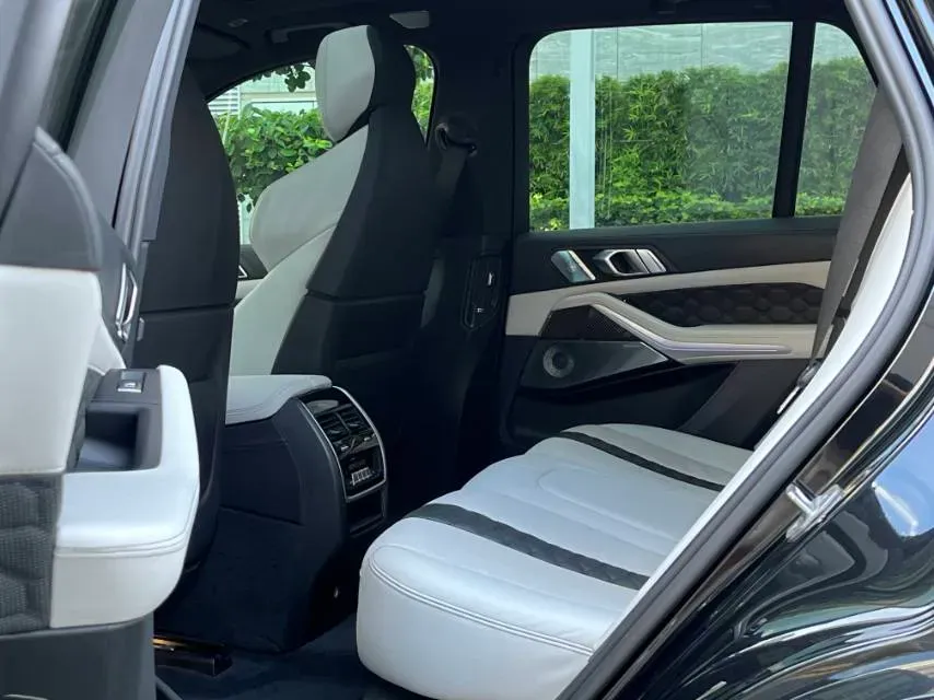 2020 BMW X5 M 4.4T 600HP V8 8AT,autocango,china used car exporter,china ev exporter,chinese used car exporter,chinese used ev exporter