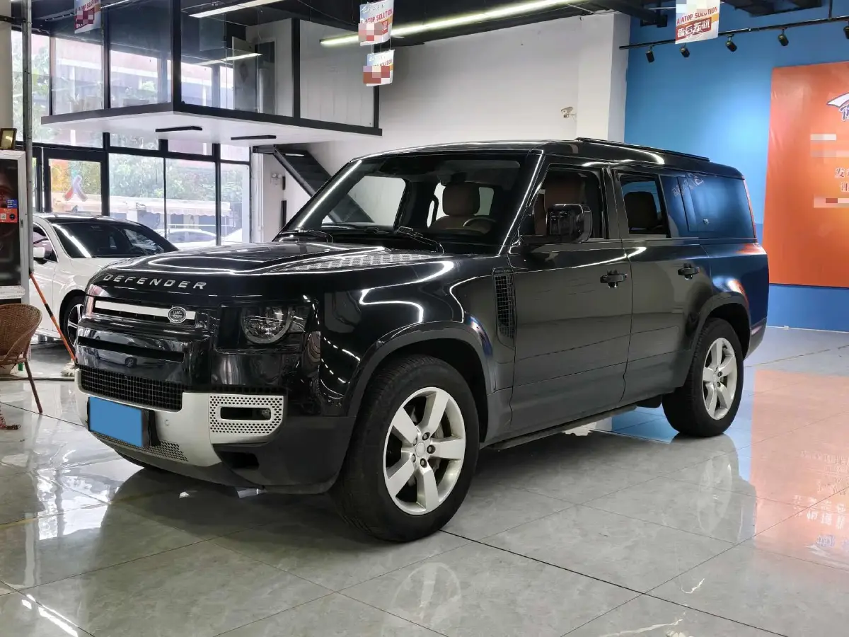 2023 Land Rover Defender 3.0T 400HP L6 8AT
