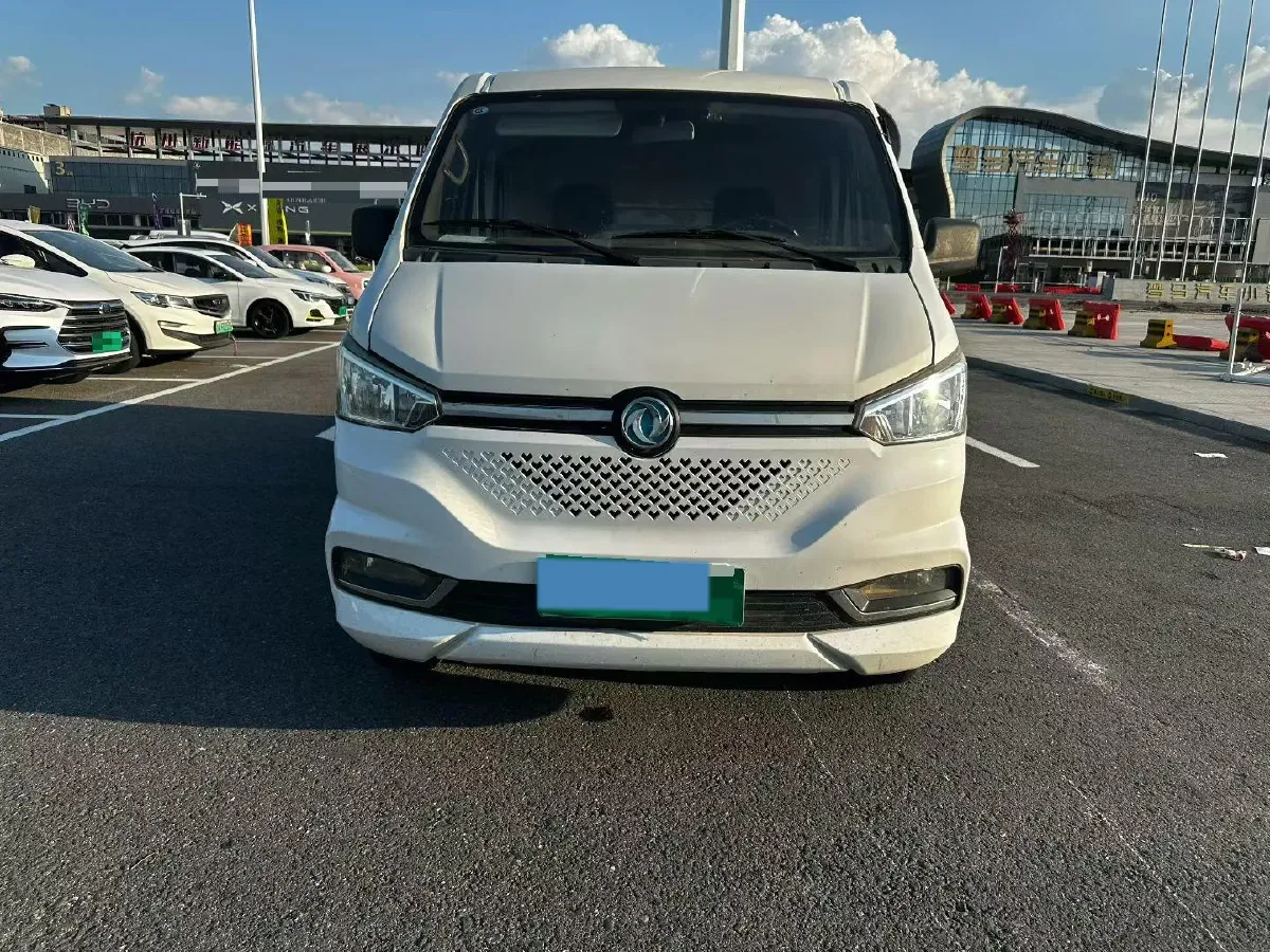 2024 Dongfeng YuFengEM27 BEV 41.86KWH,autocango,china used car exporter,china ev exporter,chinese used car exporter,chinese used ev exporter
