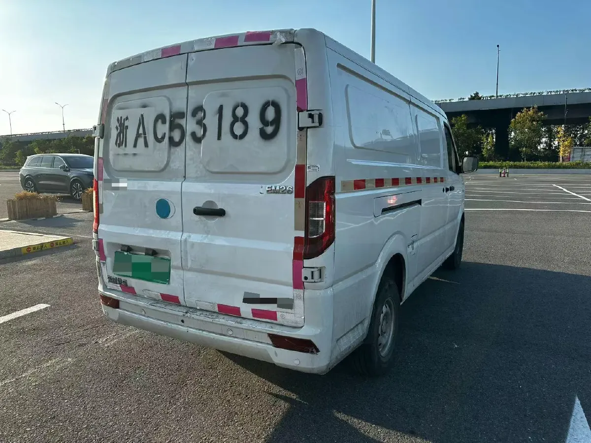 2024 Dongfeng YuFengEM27 BEV 41.86KWH,autocango,china used car exporter,china ev exporter,chinese used car exporter,chinese used ev exporter