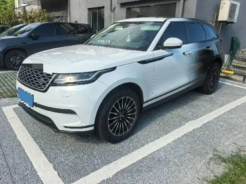 2018 Land Rover Range Rover Velar 2.0T 250HP L4 8AT
