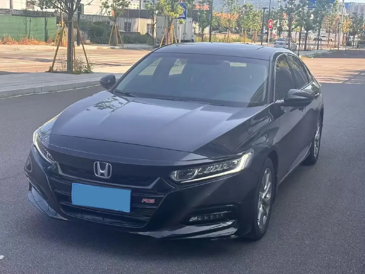 2018 Honda Accord 1.5T 194HP L4 CVT