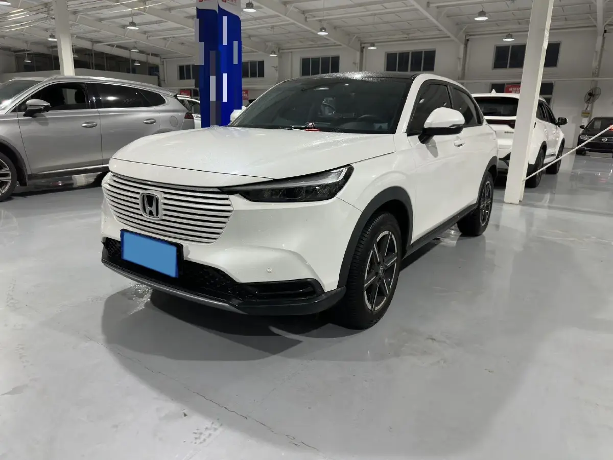 2023 Honda Vezel 1.5L 124HP L4 CVT