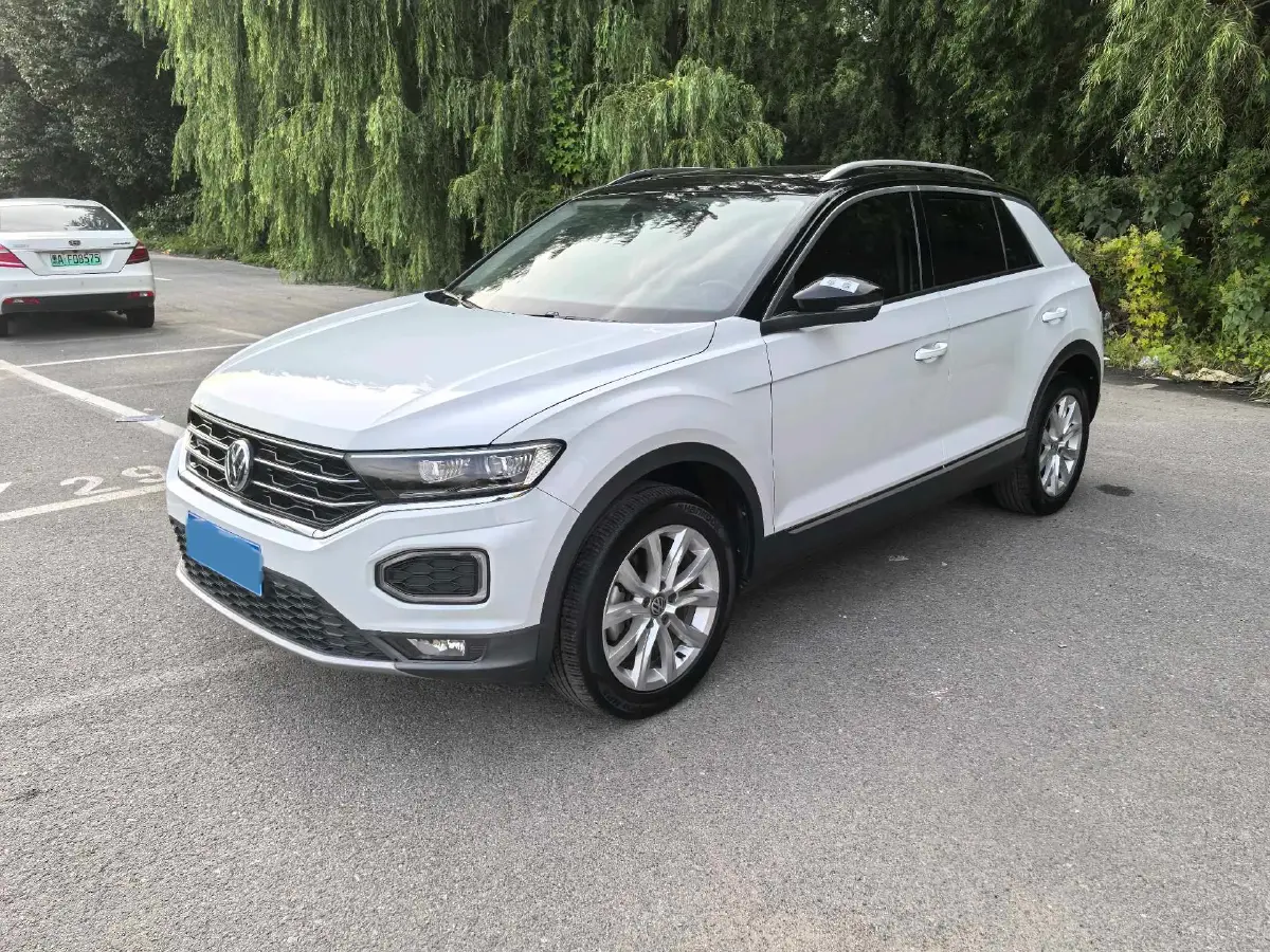 2018 Volkswagen T-Roc 1.4T 131HP L4 7DCT