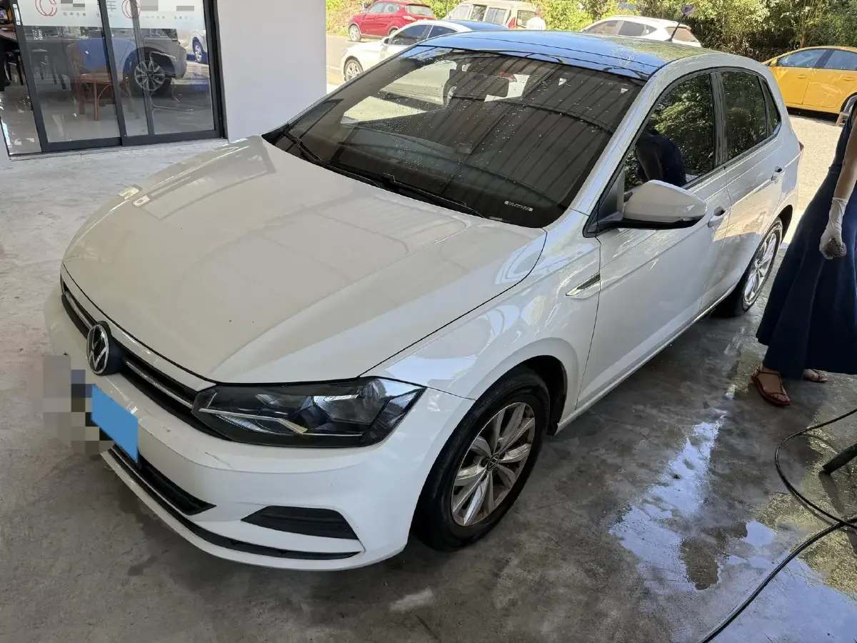 2021 Volkswagen Polo 1.5L 113HP L4 6AT