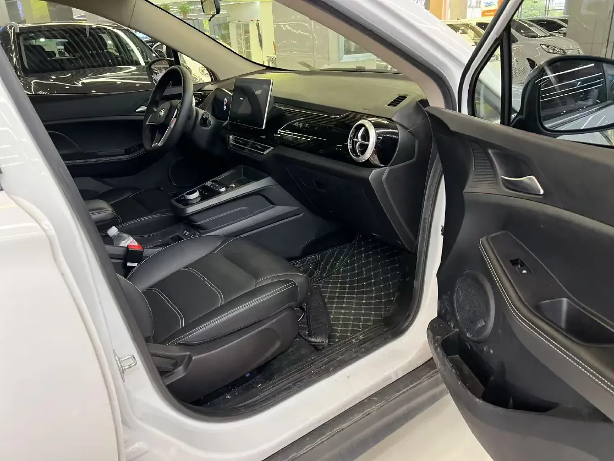 2019 BYD S2 BEV 40.62KWH,autocango,china used car exporter,china ev exporter,chinese used car exporter,chinese used ev exporter