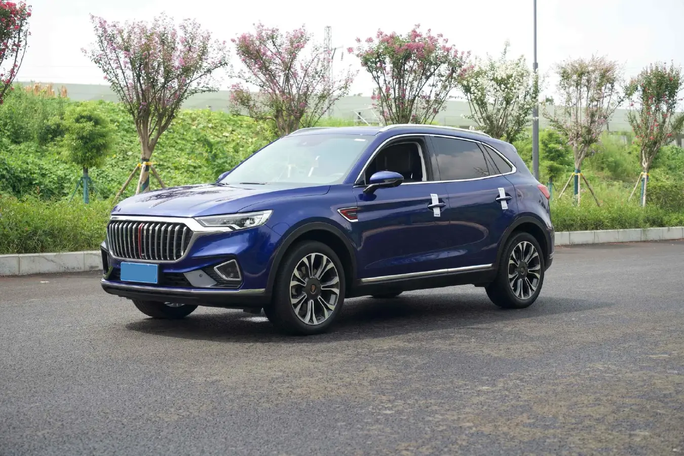 2019 HongQi HS5 2.0T 224HP L4 6AT