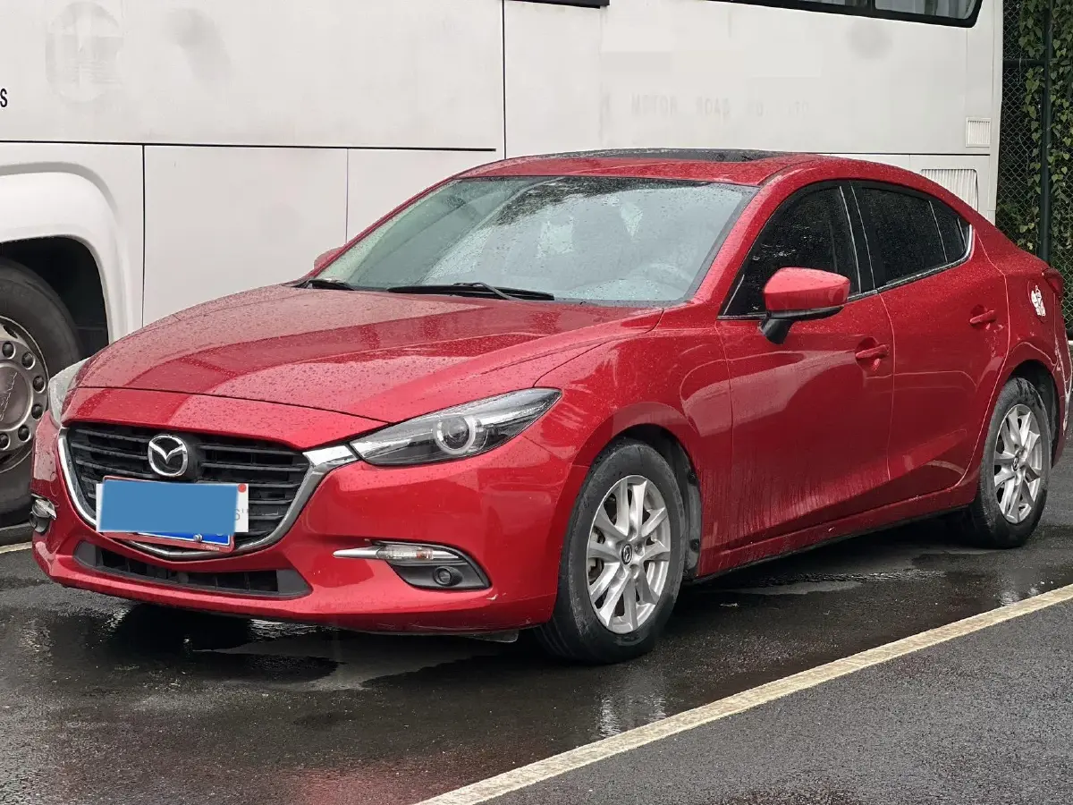 2017 Mazda 3 Axela 1.5L 117HP L4 6AT