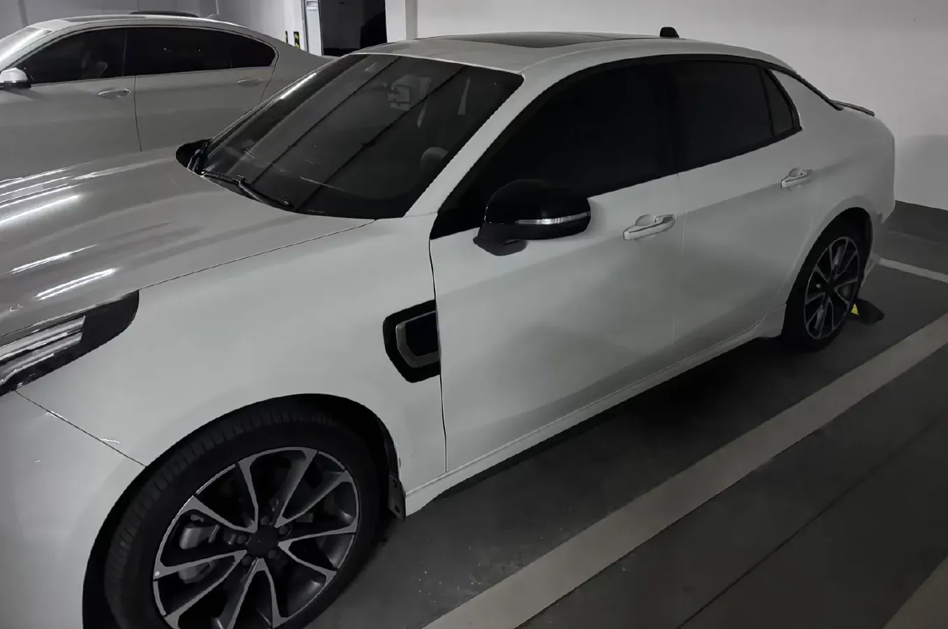 2019 LYNK&CO 03 New Energy 1.5T 180HP L3 7DCT PHEV 9.4KWH,autocango,china used car exporter,china ev exporter,chinese used car exporter,chinese used ev exporter