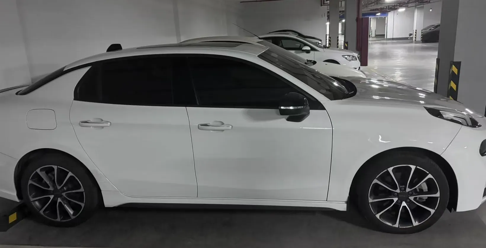 2019 LYNK&CO 03 New Energy 1.5T 180HP L3 7DCT PHEV 9.4KWH,autocango,china used car exporter,china ev exporter,chinese used car exporter,chinese used ev exporter