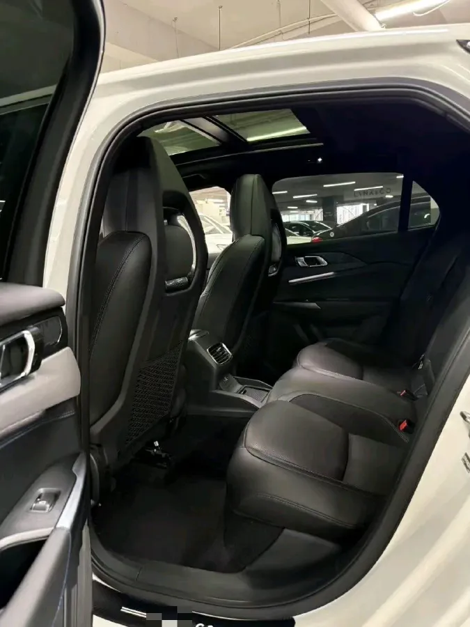 2019 LYNK&CO 03 New Energy 1.5T 180HP L3 7DCT PHEV 9.4KWH,autocango,china used car exporter,china ev exporter,chinese used car exporter,chinese used ev exporter