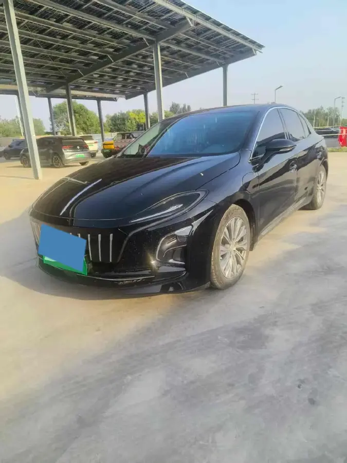 2024 HongQi E-QM5 BEV 72KWH