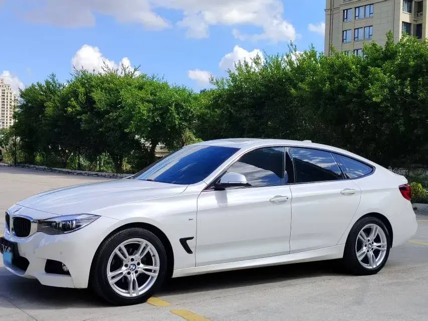 2019 BMW 3 Series GT 2.0T 184HP L4 8AT