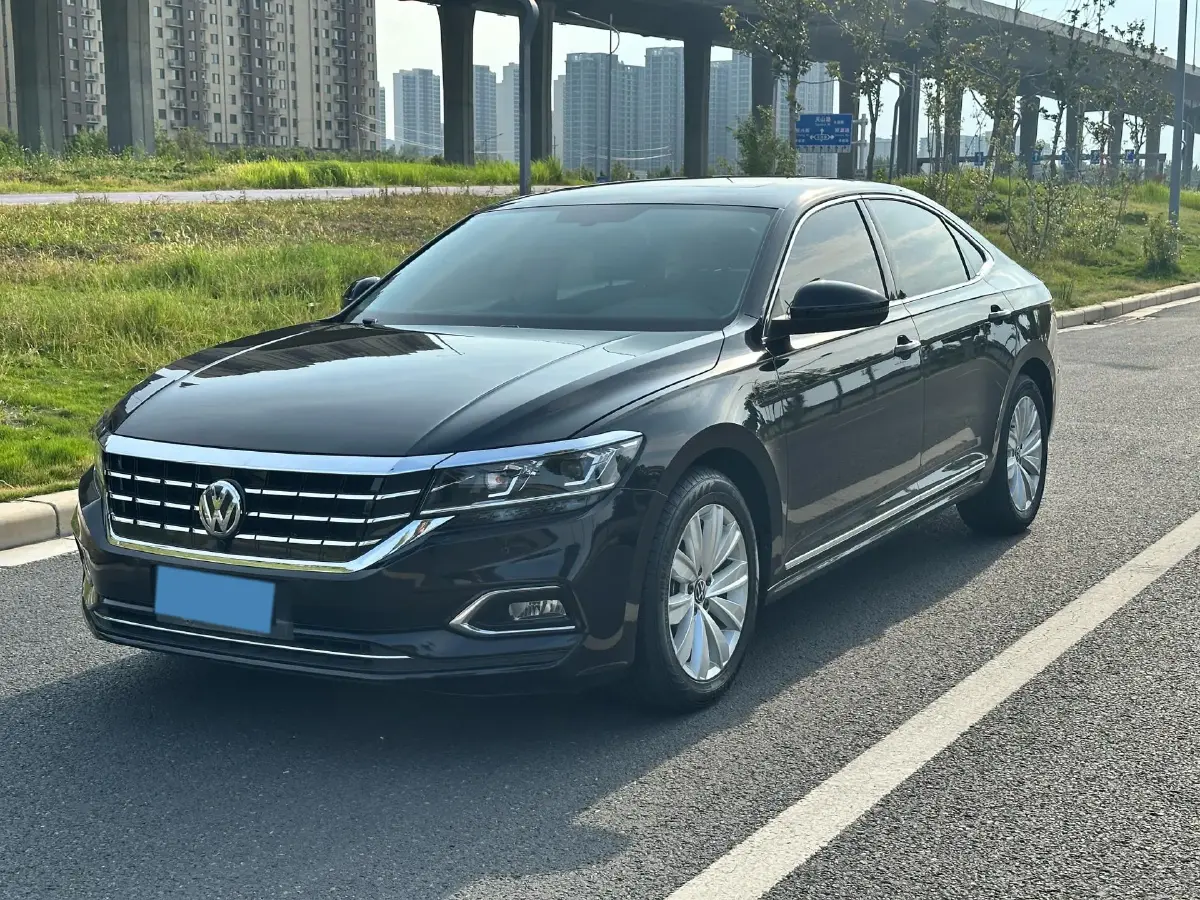 2020 Volkswagen Passat 2.0T 186HP L4 7DCT