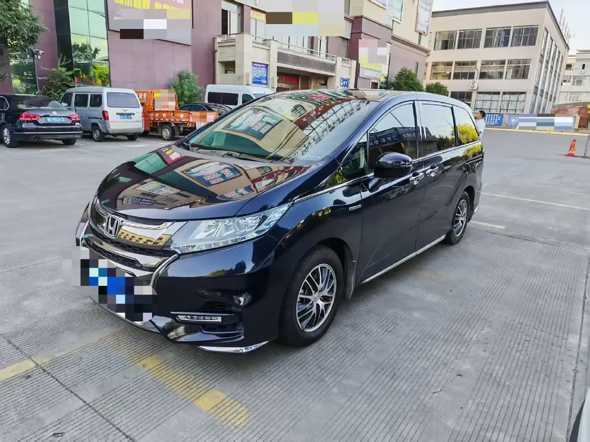2019 Honda Odyssey 2.0L 146HP L4 E-CVT Hybrid