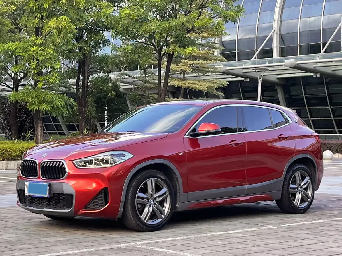 2021 BMW X2 2.0T 192HP L4 7DCT