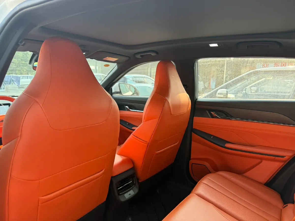 2024 DongFeng Aeolus L7 1.5T 154HP L4 4DHT PHEV 30.3KWH,autocango,china used car exporter,china ev exporter,chinese used car exporter,chinese used ev exporter