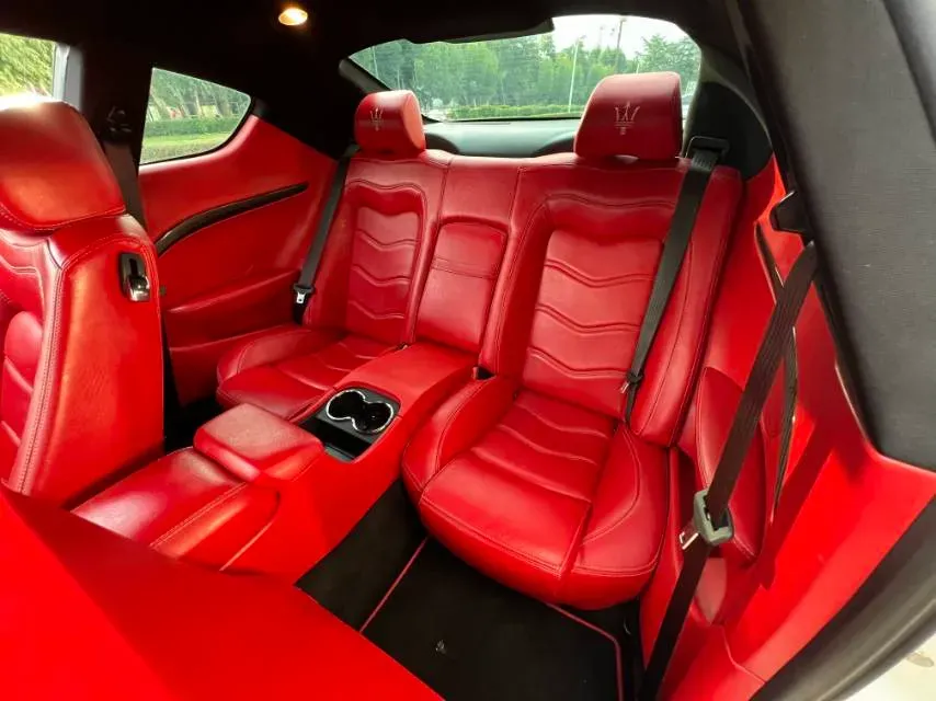 2007 Maserati GranTurismo 4.2L 405HP V8 6AT,autocango,china used car exporter,china ev exporter,chinese used car exporter,chinese used ev exporter