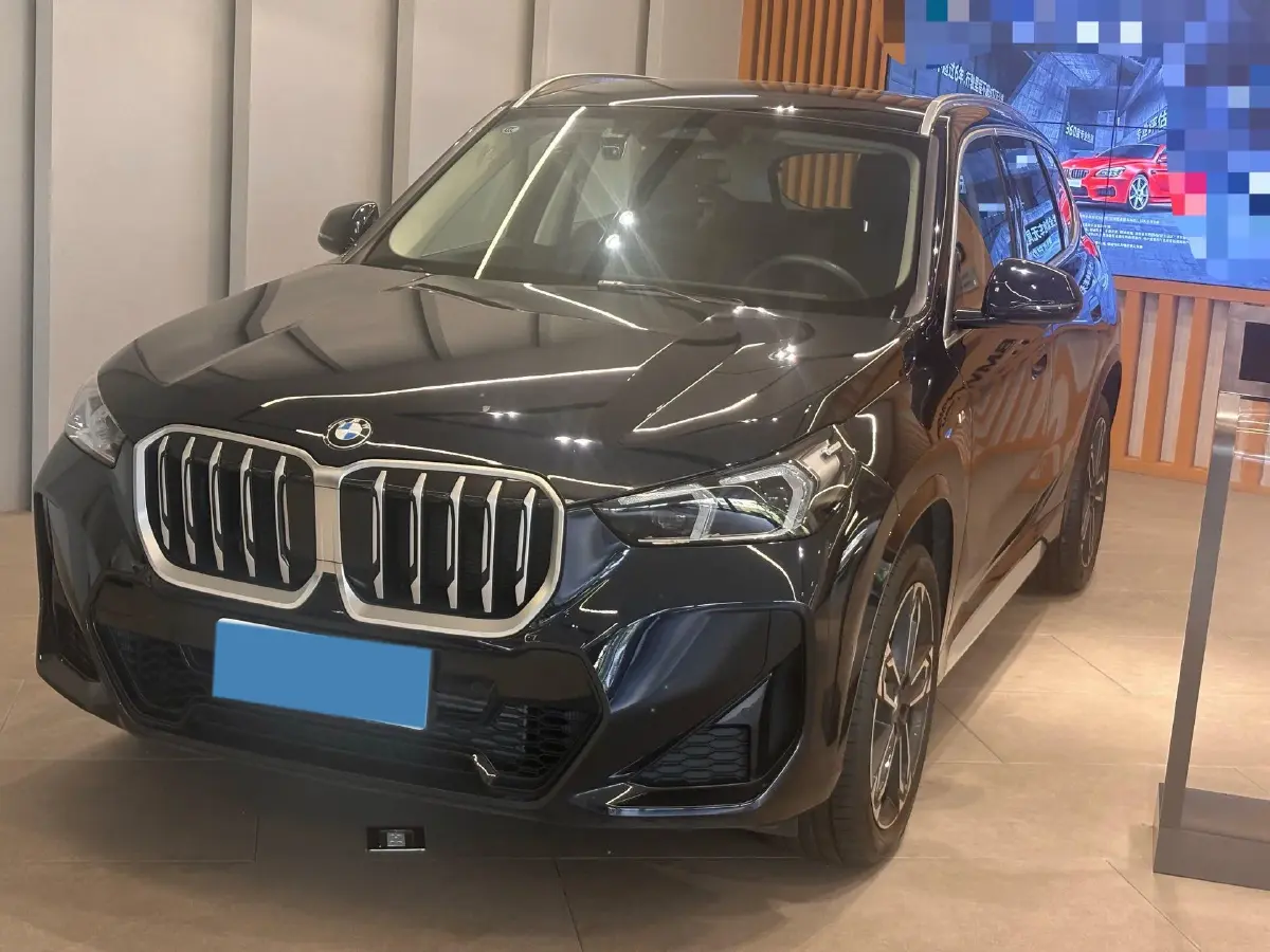 2024 BMW X1 2.0T 204HP L4 7DCT