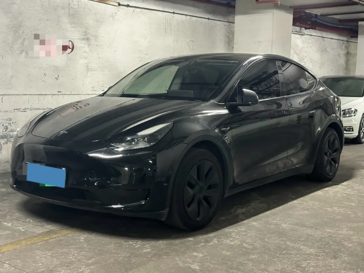 2023 Tesla Model Y BEV 60KWH